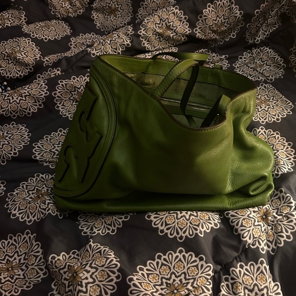 Tory Burch leather soft leather tote - Picture 5 of 10